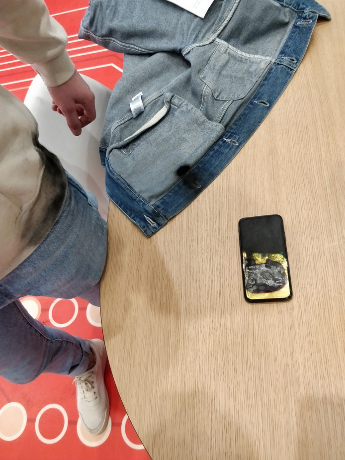 iPhone X brandschade