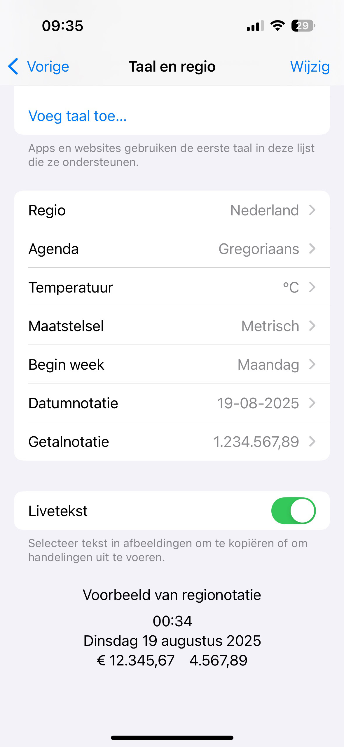 Controleer of Livetekst aan staat