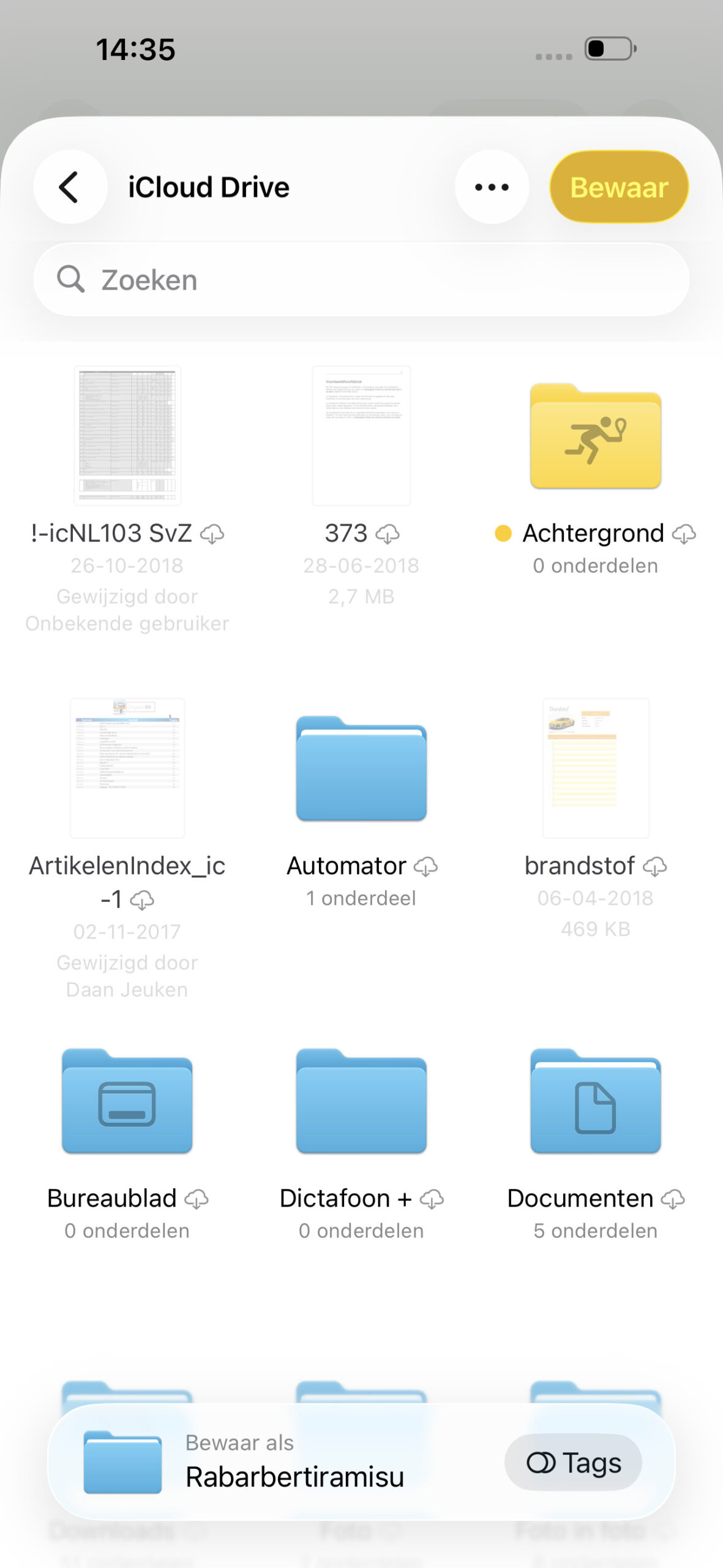 Instructiefoto: Selecteer een map en tik op 'Bewaar'