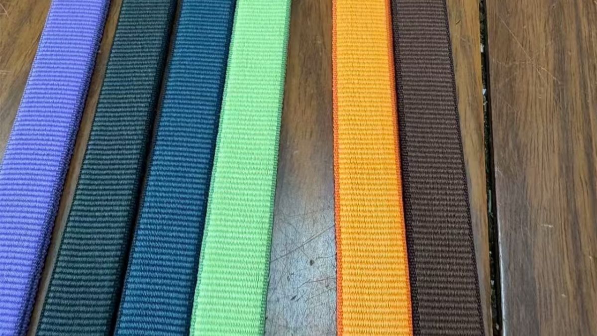 iPhone 17 crossbody strap materiaal