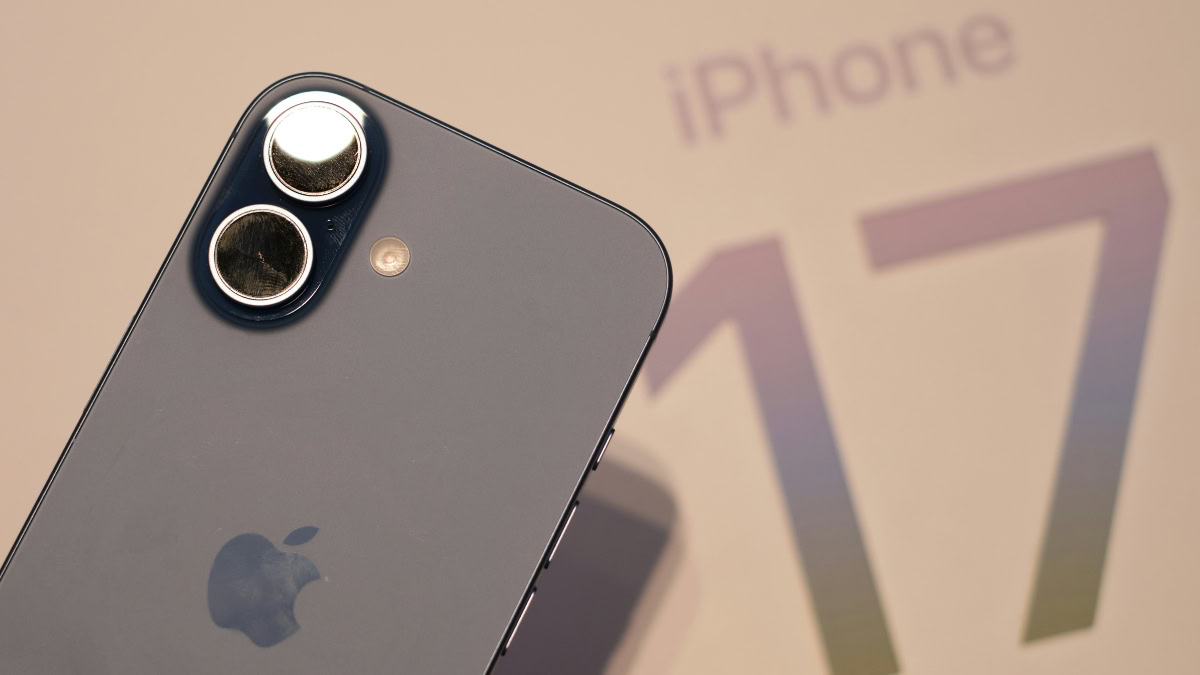 iPhone 17 boven doos