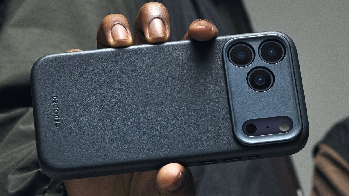 Decoded Leather Case