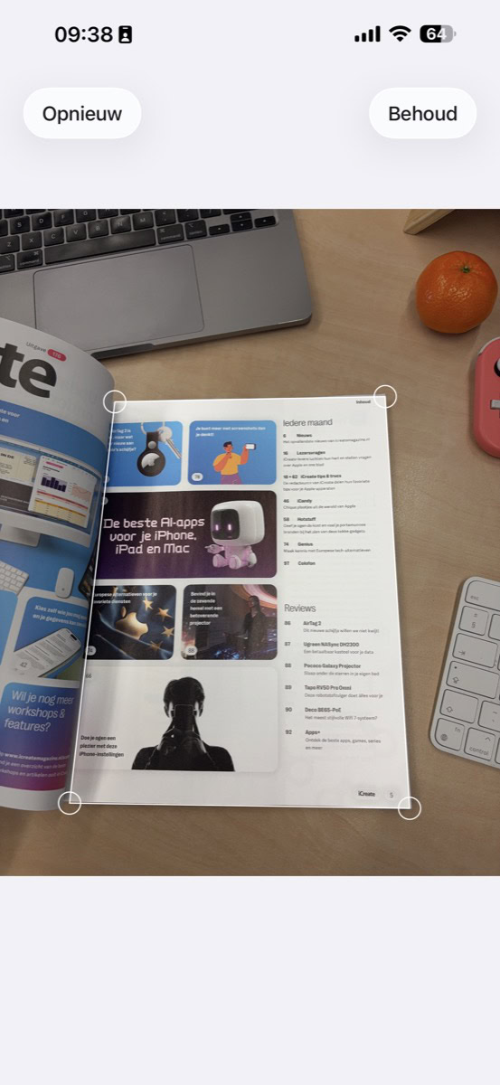 Scan met witte lijnen van pagina in iCreate 176