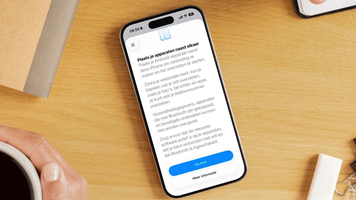 Plaats apparaten naast elkaar om over te stappen