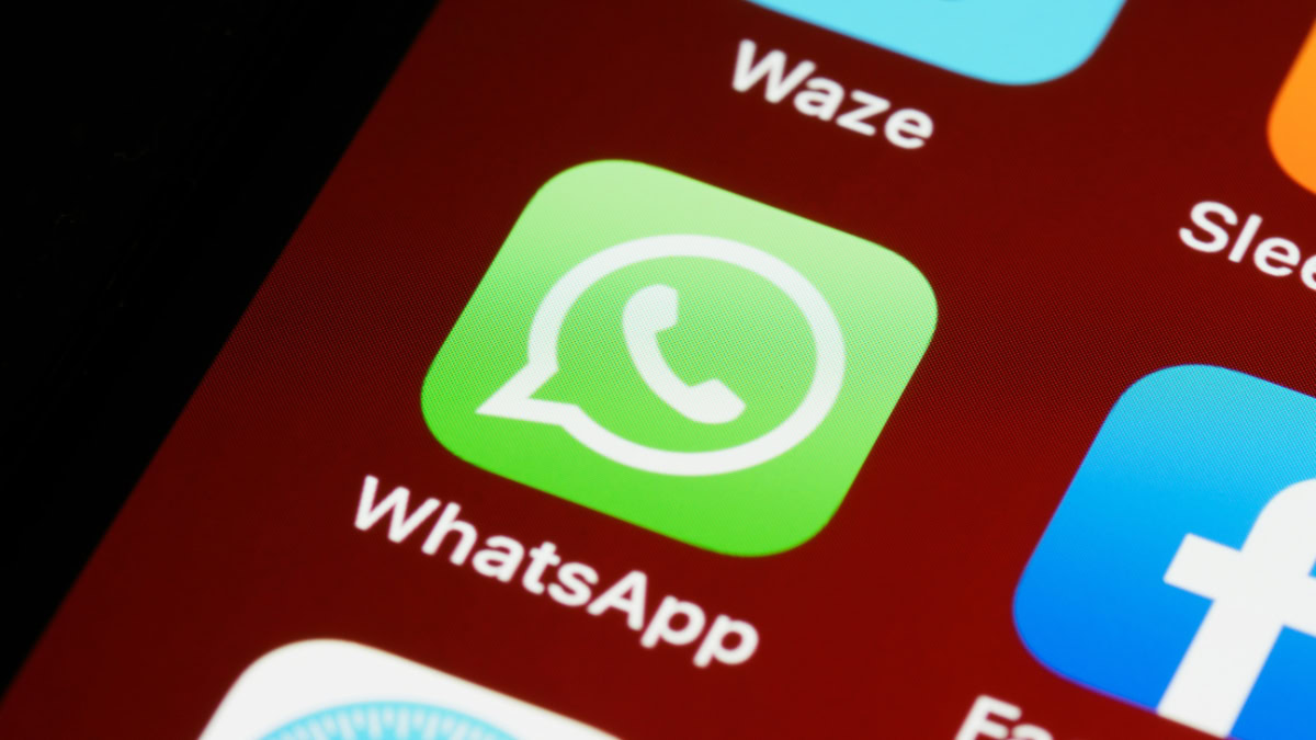 Icoontje WhatsApp tussen andere apps