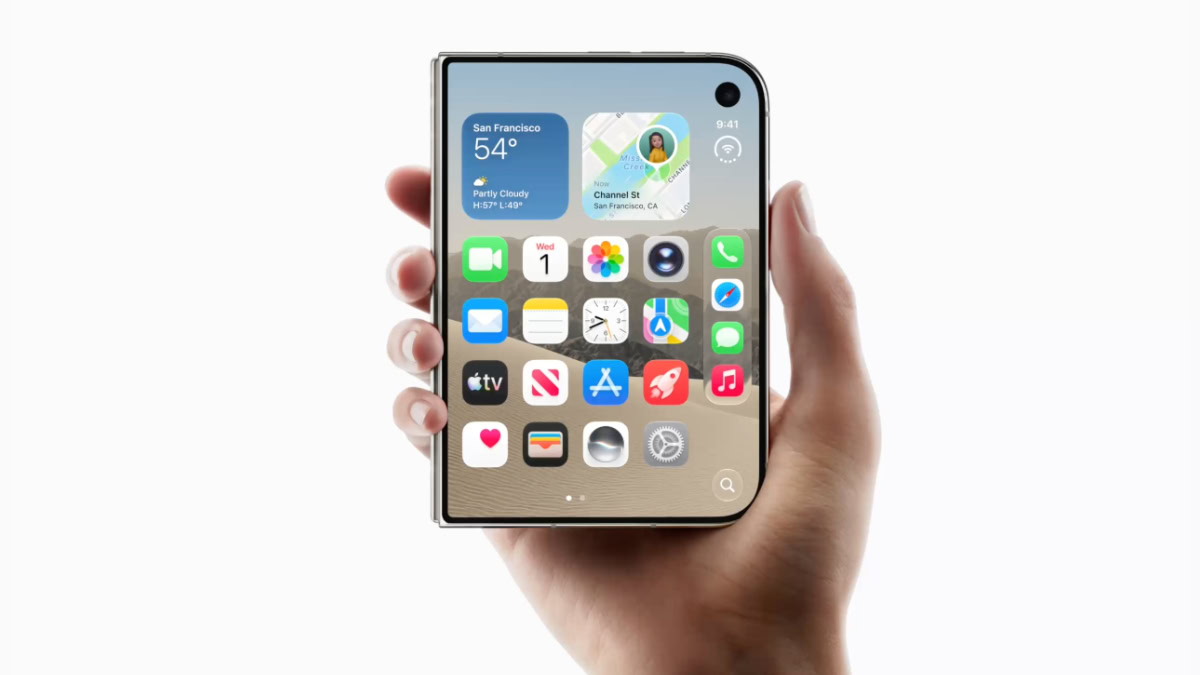 iPhone Duo in hand
