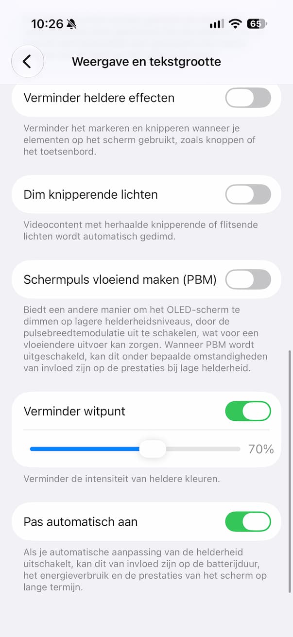 Maak witte schermonderdelen minder fel